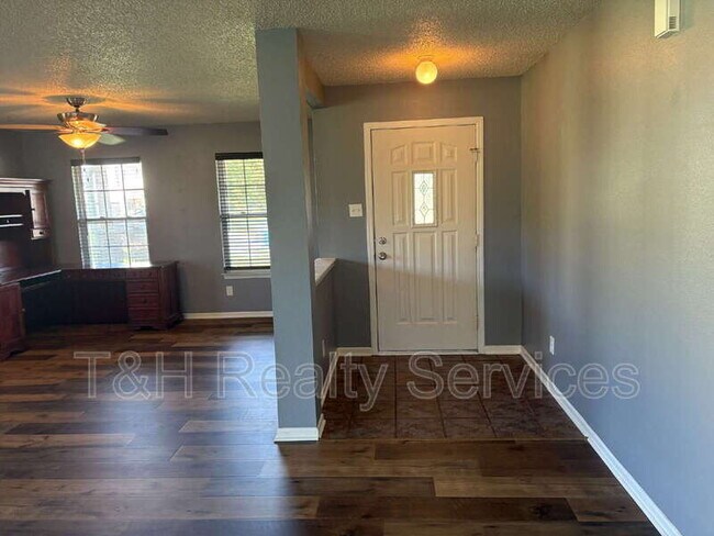 Foto del edificio - 1134 Beardon Ct