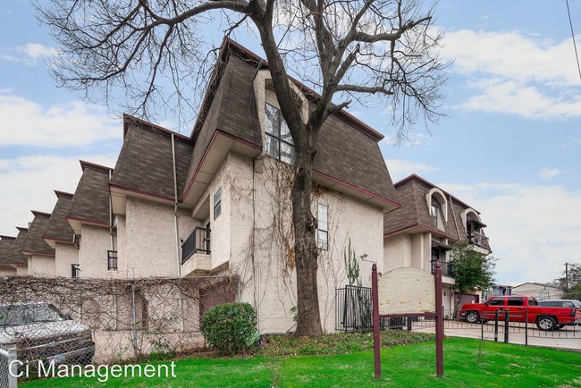 Building Photo - 6530 Ridgecrest Rd