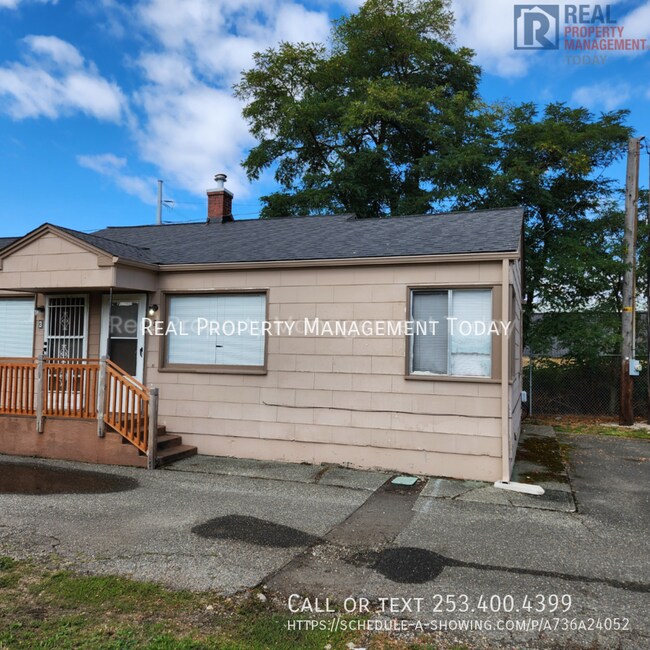 Foto del edificio - 8420 1/2 South Tacoma Way-2