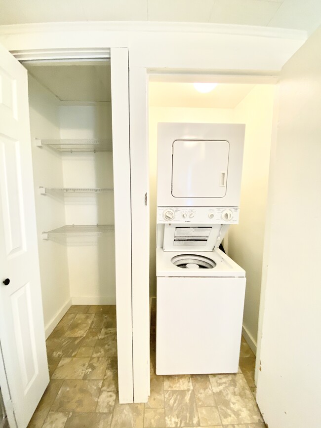 Linen closet and in your own unit washer, dryer - 1003 Vine St