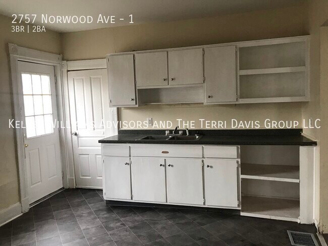 Foto del edificio - 2757 Norwood Ave