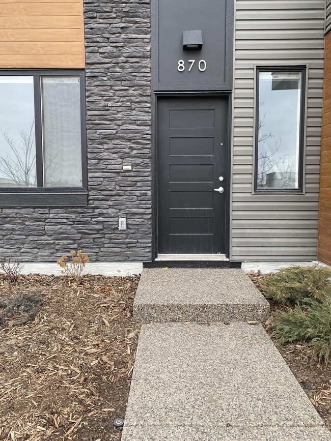 Building Photo - 870 Cornerstone Blvd NE