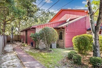 Building Photo - 334 Woodham Ct