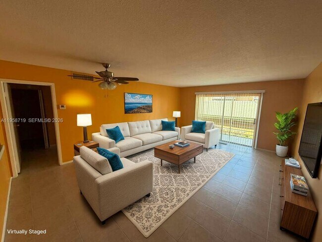 Foto del edificio - 4848 NW 24th Ct