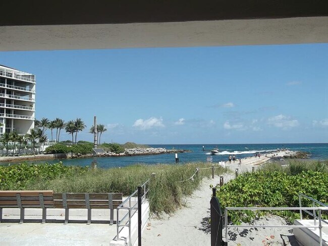 Foto del edificio - 951 De Soto Rd