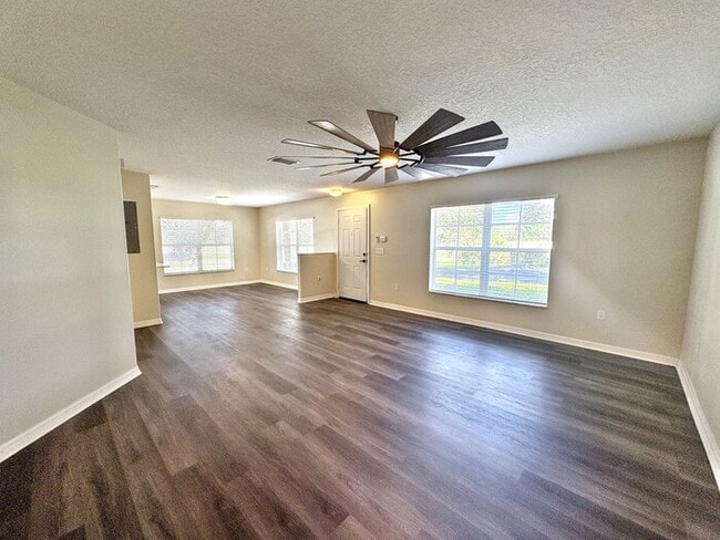 Building Photo - 5406 Fieldstone Dr