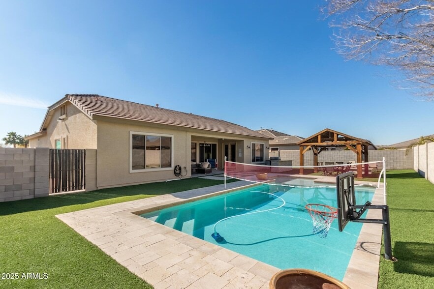 Foto principal - 8414 W Northview Ave