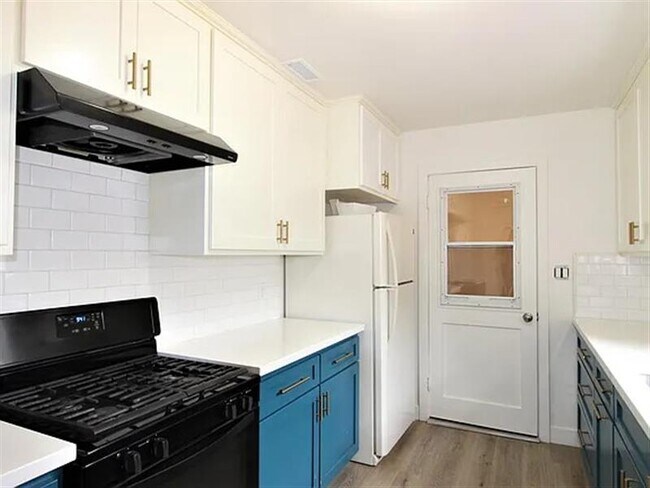 Foto del edificio - single family house.