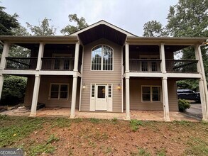 Building Photo - 1505 Hillcrest Dr