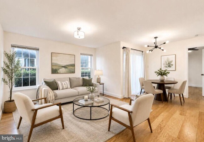 Foto del edificio - 3308 Wyndham Cir