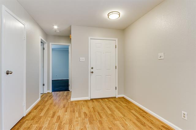 Building Photo - 929 Sugarberry Dr