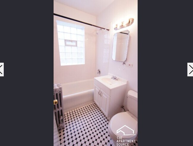 Foto del edificio - 2948 N Albany Ave