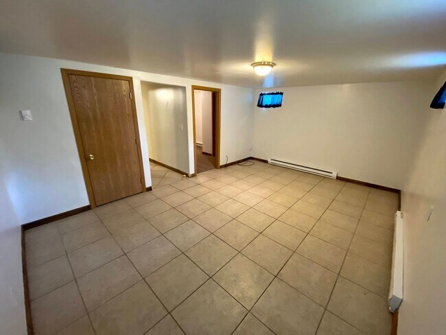 Foto del edificio - 834 W Park Ave