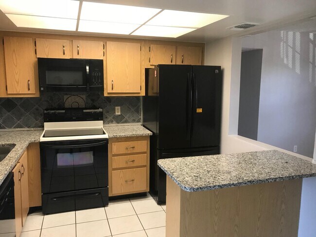 Foto del edificio - 4147 Oak Terrace Dr