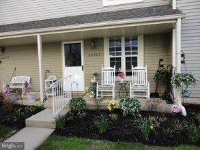 Building Photo - 4603 Adelaide Dr