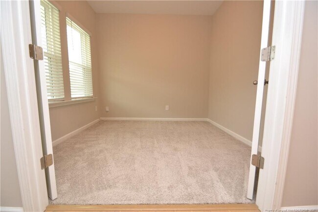 Foto del edificio - 2520 Finkle Grant Dr