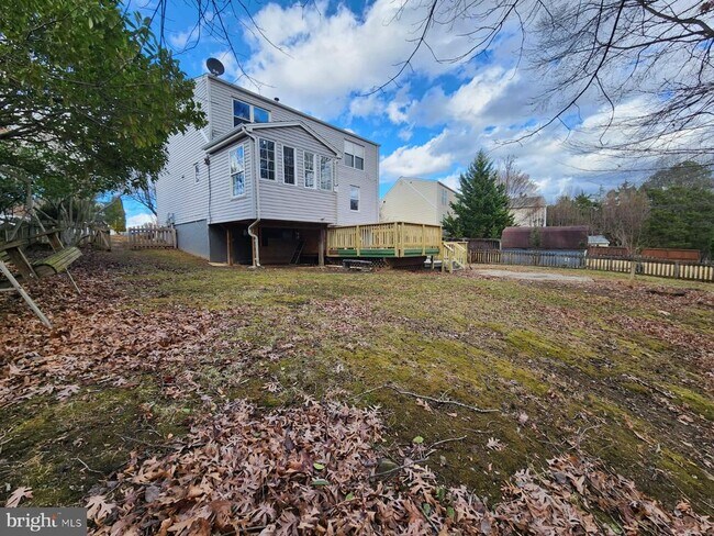 Foto del edificio - 5625 Reardon Ln