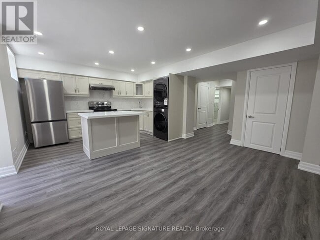 Building Photo - 510 Edenbrook Hill Dr
