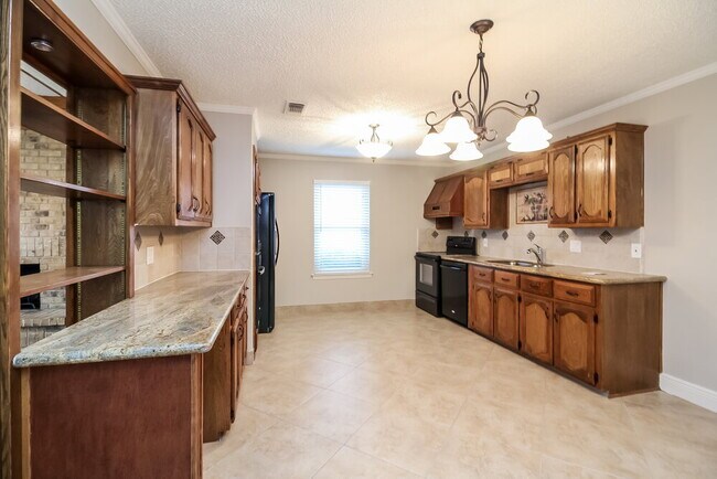 Foto del edificio - 7212 Elderberry Ln