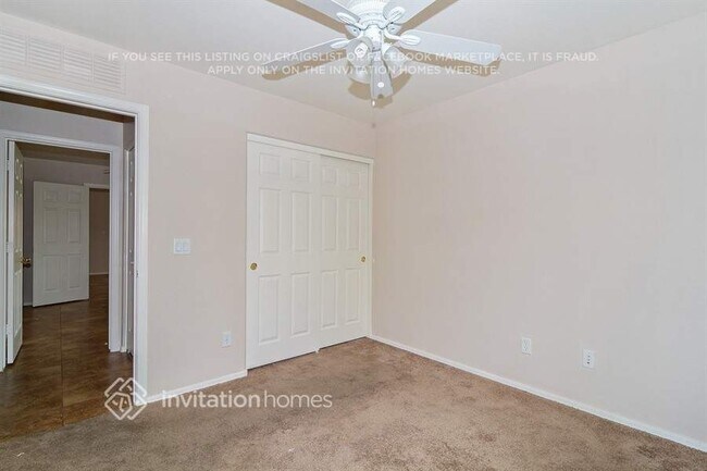 Foto del edificio - 14816 N 129th Dr