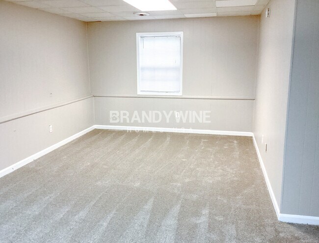 Building Photo - 7301 Fern Ct