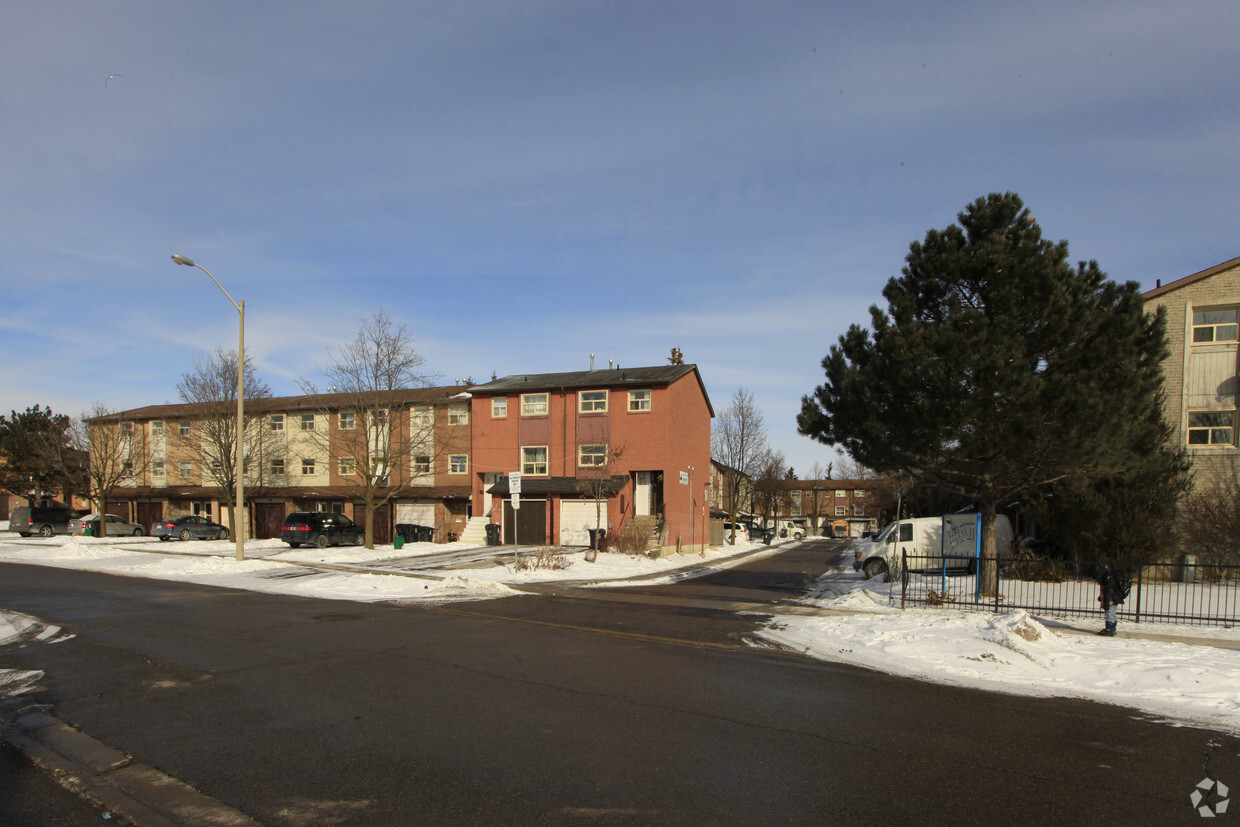 Photo du bâtiment - Empringham Mews