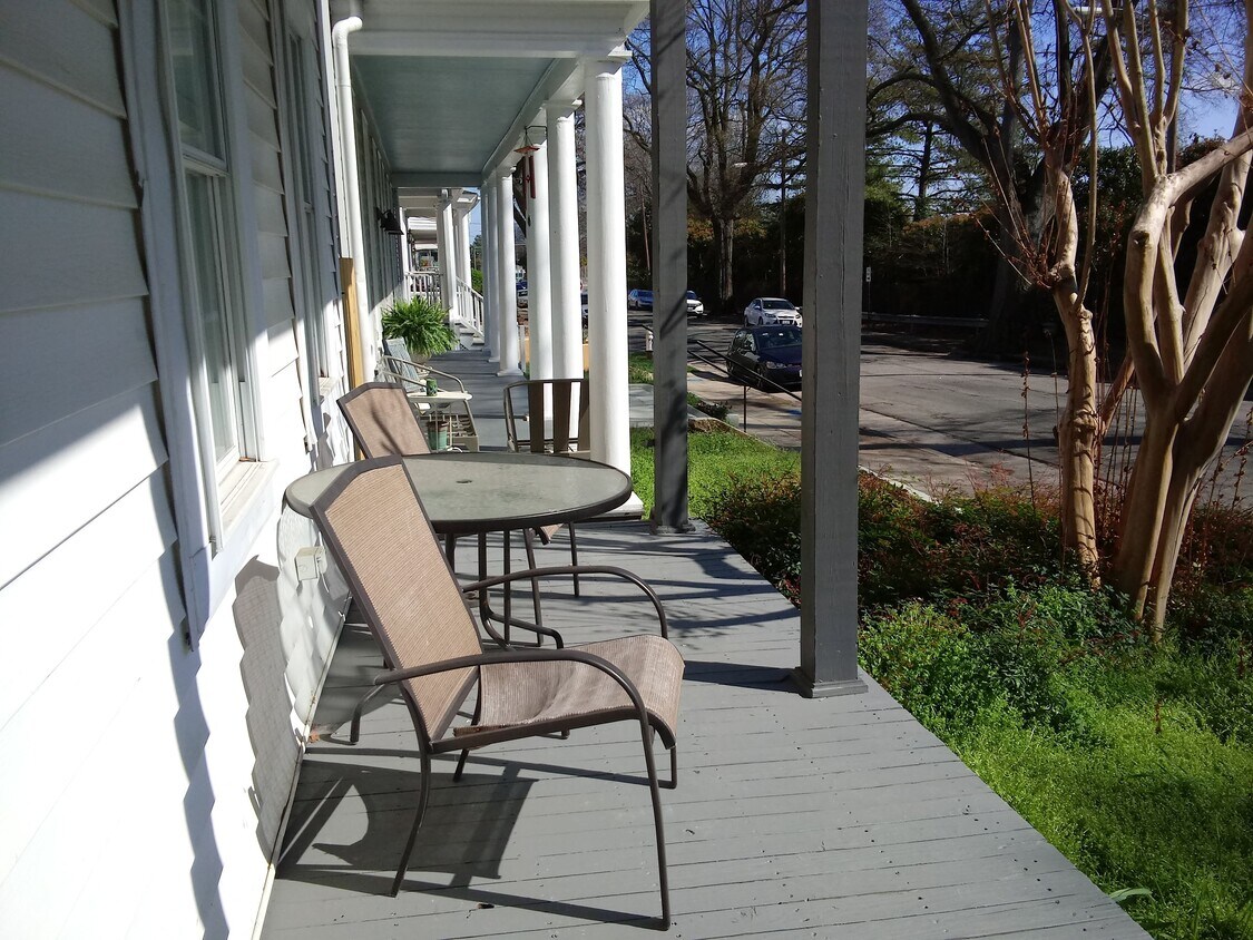 Private front porch - 2108 Parkwood Ave