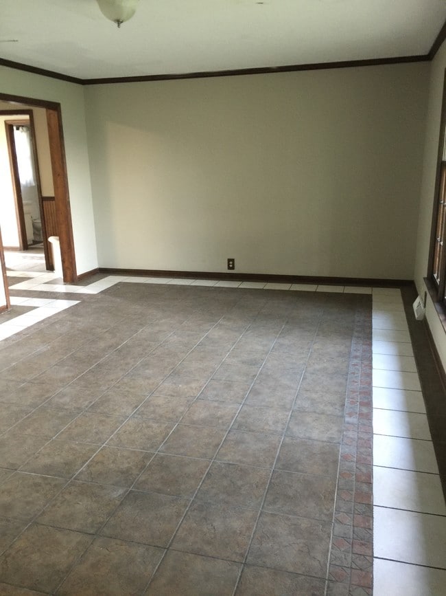 Building Photo - 219 E El Cortez Dr