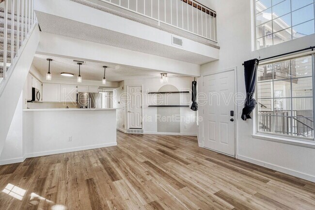 Foto del edificio - 13704 E Lehigh Ave