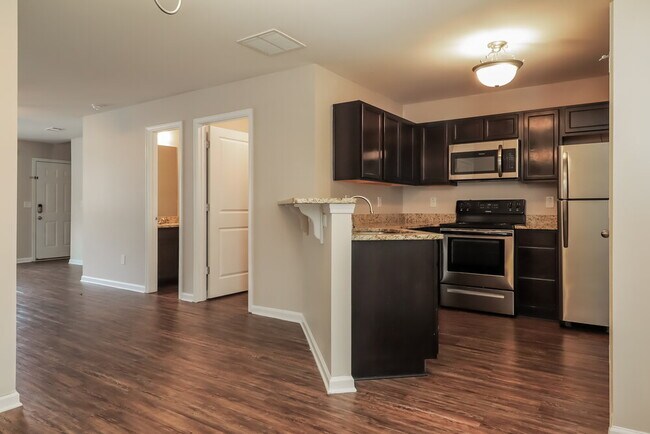 Building Photo - 2825 Marlin Dr