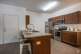 2BR, 2BA - Waters Edge