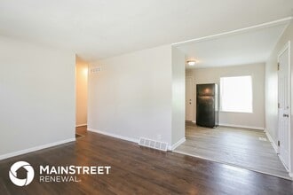 Building Photo - 9310 Lewis Ave