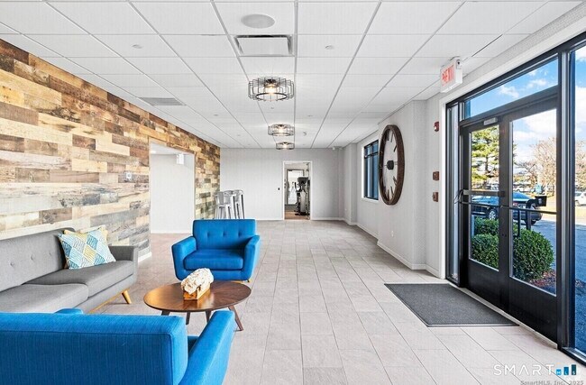 Building Photo - 225 Lordship Blvd