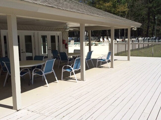 Community dock - 7936 Vermont Rd