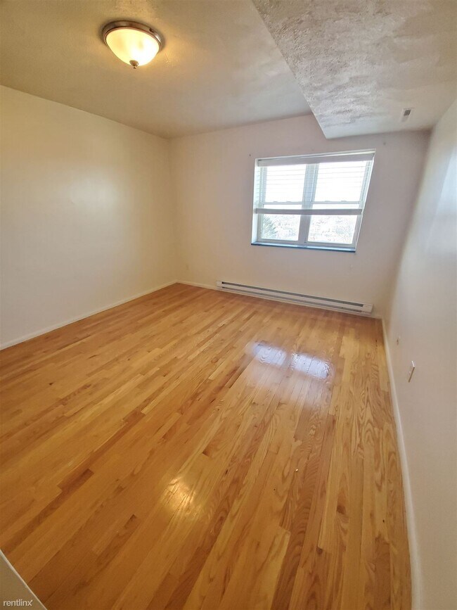 Building Photo - 2 br, 2 bath  - 425 Broadway Apt 28