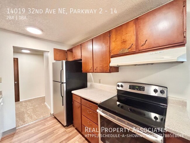 Building Photo - Parkway Apartments