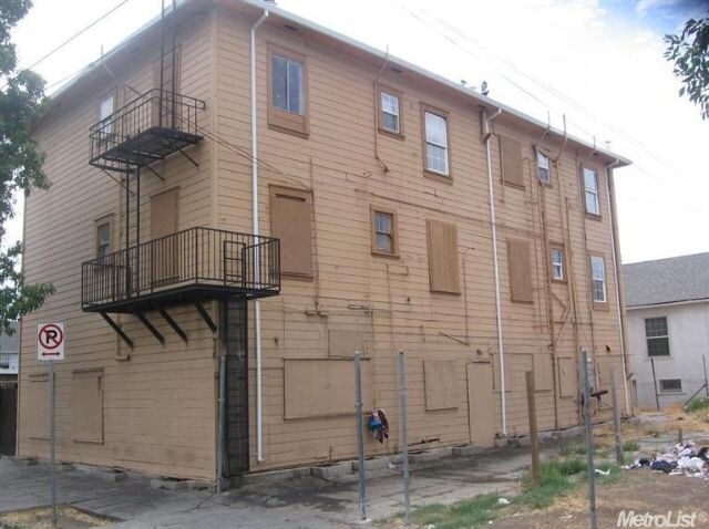 Building Photo - 401 S Hunter St