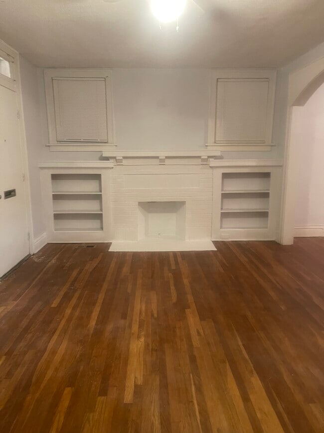 Building Photo - 4857 Farlin Ave