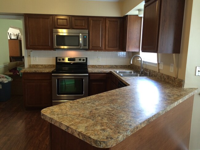 Foto del edificio - Highland Parkway