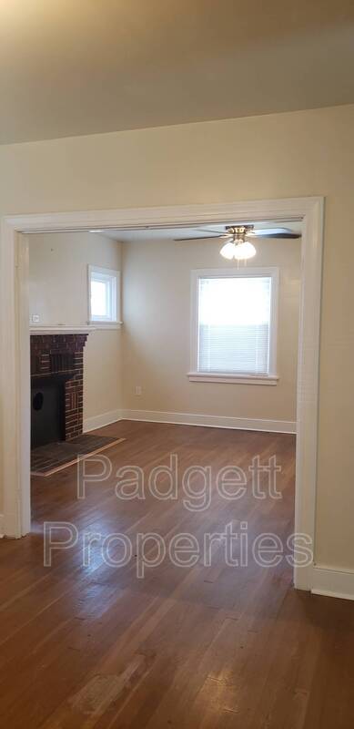 Building Photo - 21100 Chesterfield Ave