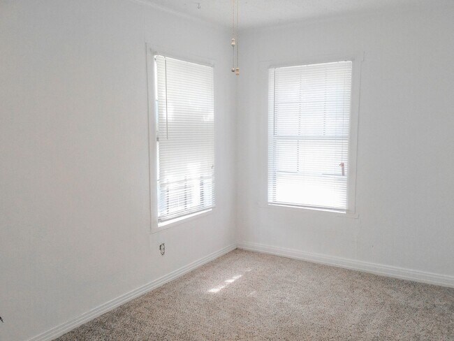 Foto del edificio - 1 bed 1 bath Close to Texas Tech