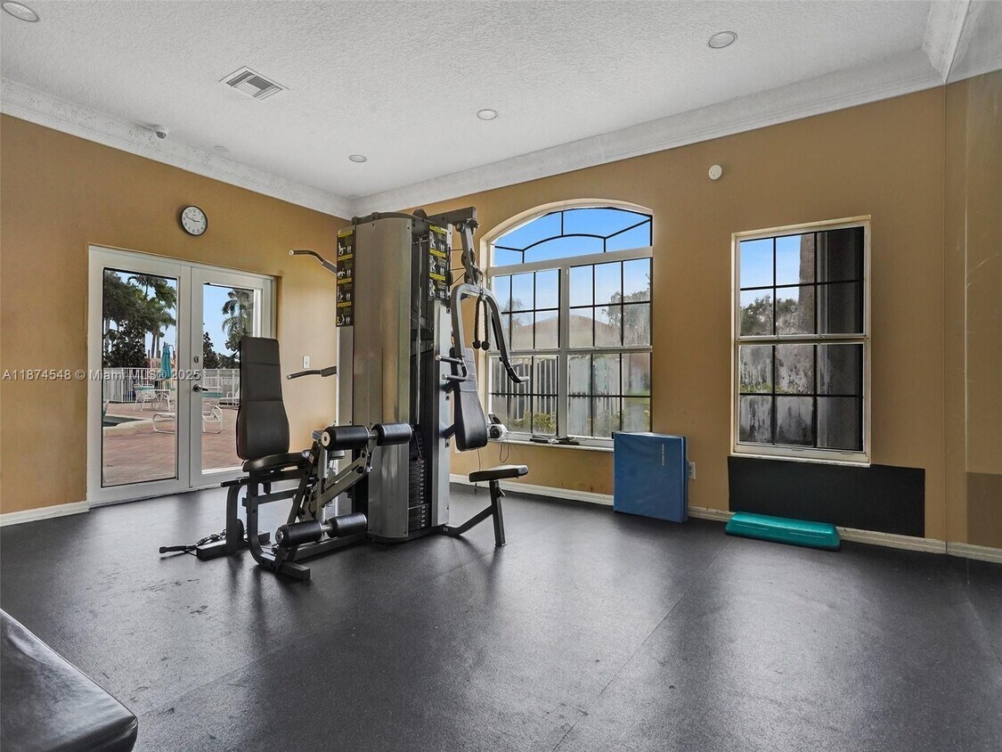 Foto principal - 16120 Emerald Cove Rd