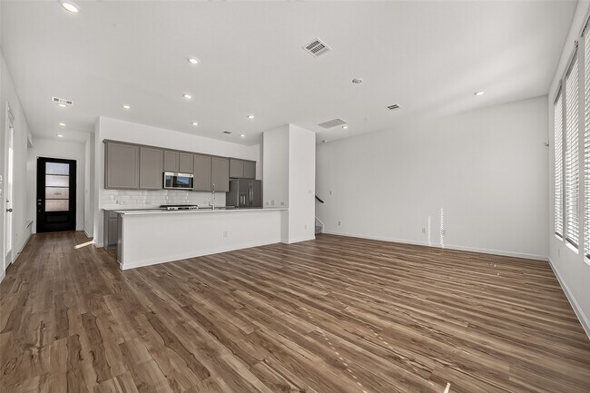 Foto del edificio - 5558 Amber Brook Ln