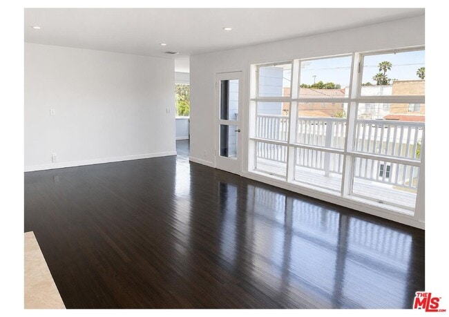 Foto del edificio - 1219 Burnside Ave