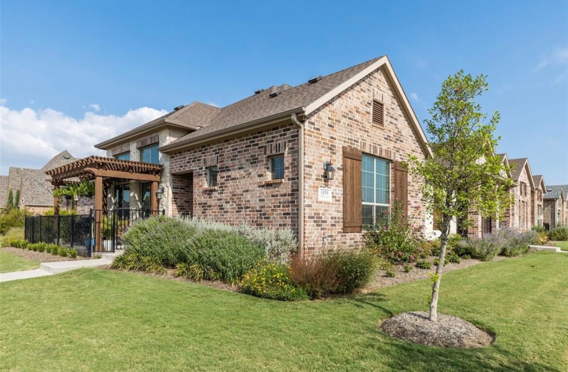 Foto principal - 1050 Foxglove Ln