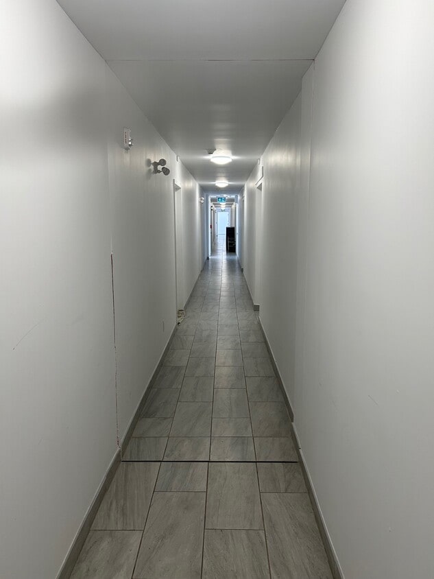 Building Photo - 630 Cummings Ave.