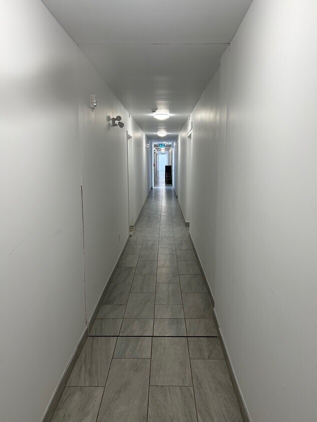 Photo du bâtiment - 630 Cummings Ave.