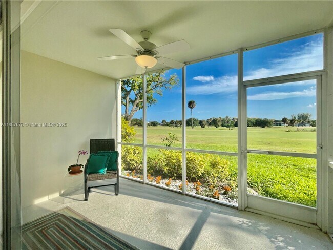 Foto del edificio - 2950 N Palm Aire Dr