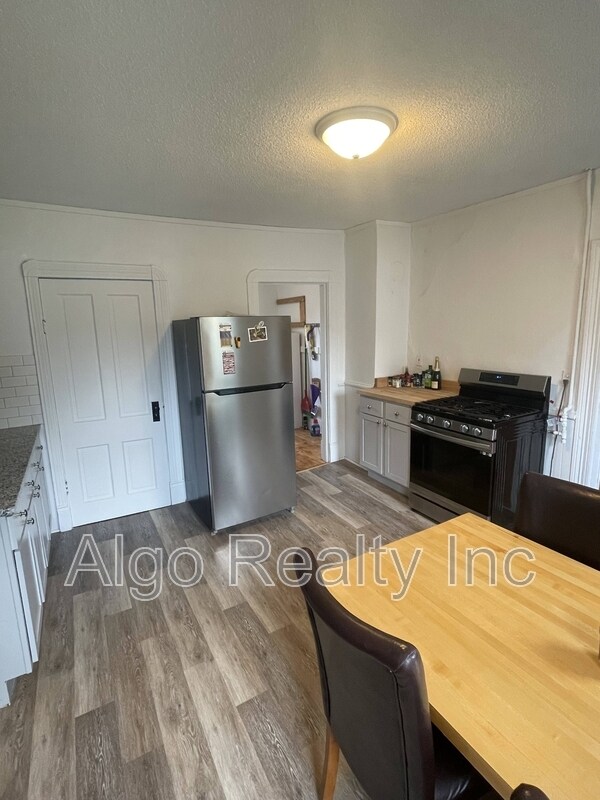 Foto del edificio - 3449 Snelling Ave