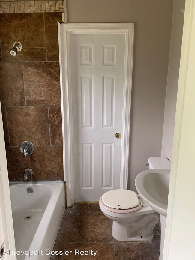 Foto del edificio - 2 br, 1 bath House - 3841 Doris St